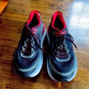 Men’s Hoka One size 10.5